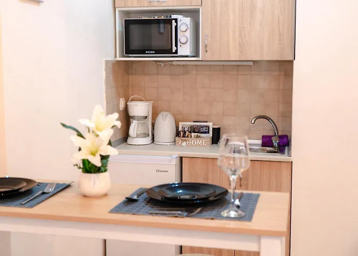 Urban Deluxe Apartament *