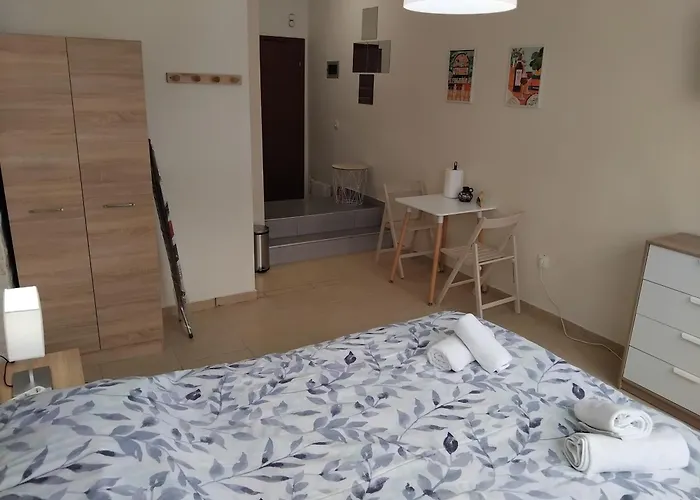 Urban Deluxe Apartament *