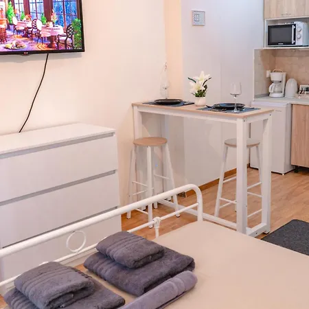 Urban Deluxe * Tessalónica