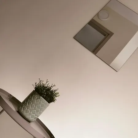 Urban Deluxe *