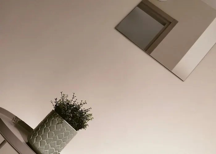 Urban Deluxe *