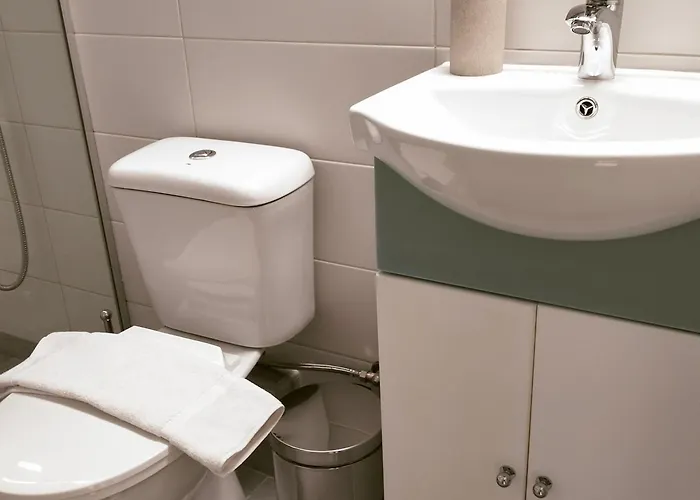 Urban Deluxe